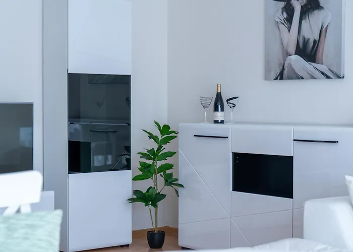 アパート Evgeny's Stylishly Designed 2 Bedroom Garage! *