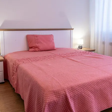 Evgeny's Stylishly Designed 2 Bedroom Garage! Apartment